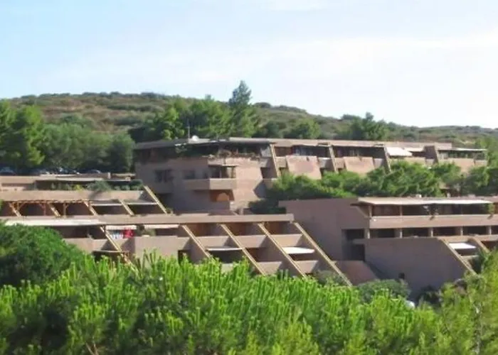 Rena Bianca Cugnana Verde Residence